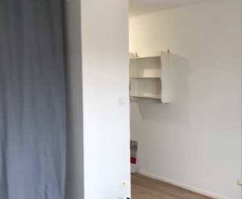 Location Studio 1 pièce Dijon (21000) - DEVOSGE