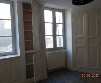 Location Maison de ville 3 pièces La Châtre (36400) - Entièrement rénovée