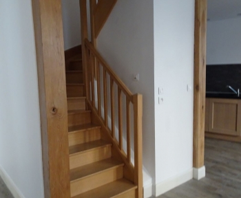 Location Maison de ville 3 pièces La Châtre (36400) - Entièrement rénovée