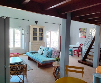 Location Appartement 2 pièces L'Isle-sur-la-Sorgue (84800) - centre ville