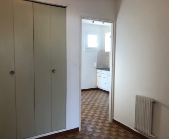 Location Appartement 4 pièces L'Isle-sur-la-Sorgue (84800) - Résidence Lou Félibre