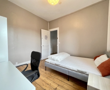 Location Appartement meublé  pièce Valenciennes (59300)