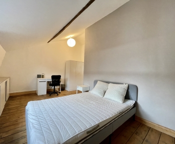 Location Appartement meublé  pièce Valenciennes (59300)