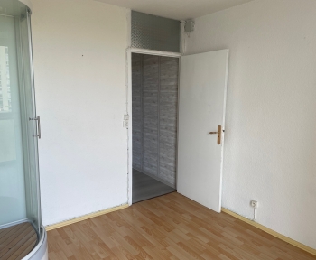 Location Appartement 4 pièces Maubeuge (59600)