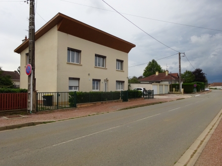 Location Appartement 3 pièces Saulon-la-Chapelle (21910) - 42GARE