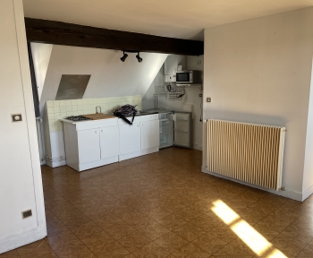 Location Studio 2 pièces Chalon-sur-Saône (71100) - CATHEDRALE