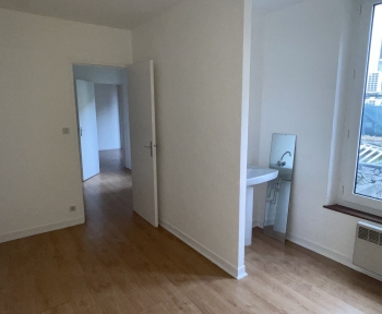 Location Appartement 5 pièces Châlons-en-Champagne (51000) - 19 rue d'Orfeuil 