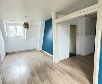 Location Local commercial 4 pièces Milly-sur-Thérain (60112)