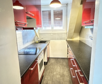Location Local commercial 4 pièces Milly-sur-Thérain (60112)