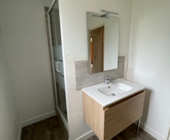 Location Maison 5 pièces Neuvy-sur-Loire (58450)