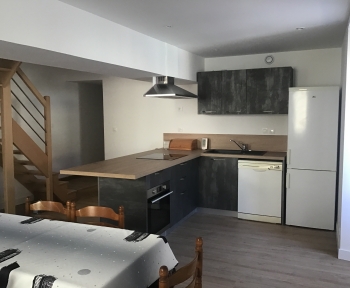 Location Maison de ville 4 pièces Lys-Haut-Layon (49310) - rénové et quartier calme