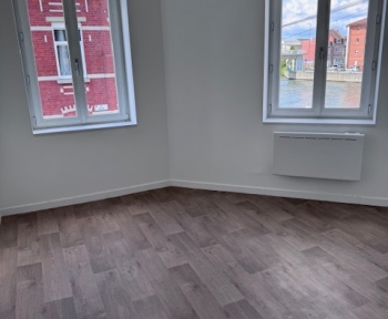 Location Appartement 2 pièces Haubourdin (59320) - face au canal