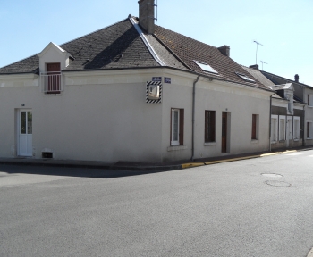 Location Studio 1 pièces Contres (41700)