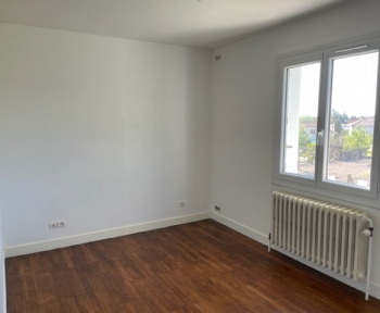 Location Maison 5 pièces Parthenay (79200)