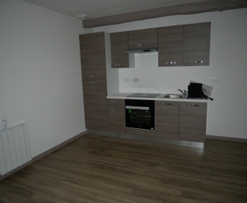 Location Appartement rénové 3 pièces Cérans-Foulletourte (72330)