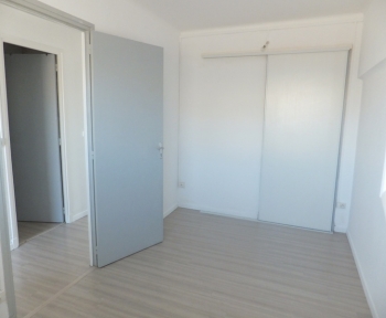 Location Appartement avec balcon 3 pièces Béziers (34500) - rue d'Arcol