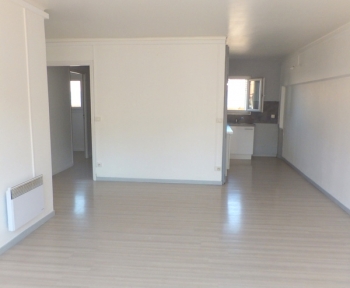 Location Appartement avec balcon 3 pièces Béziers (34500) - rue d'Arcol