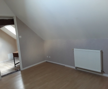 Location Maison 4 pièces Vineuil (41350) - Bourg Vineuil