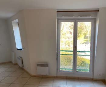 Location Appartement 1 pièce Coye-la-Forêt (60580) - PROCHE GARE