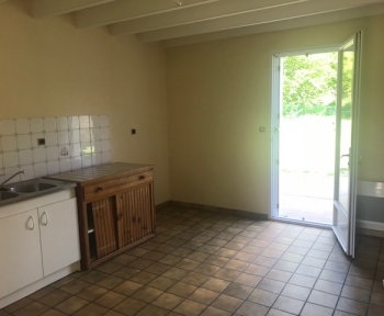 Location Maison 5 pièces Saint-Aubin-le-Cloud (79450)