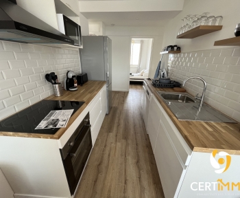 Location Appartement 5 pièces Valenciennes (59300) - 6plcommerce